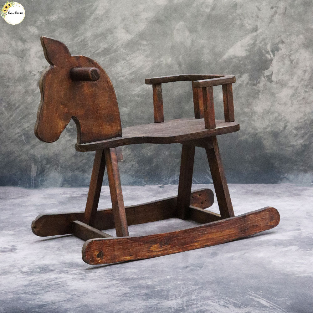 HORSE - RUSTIC
