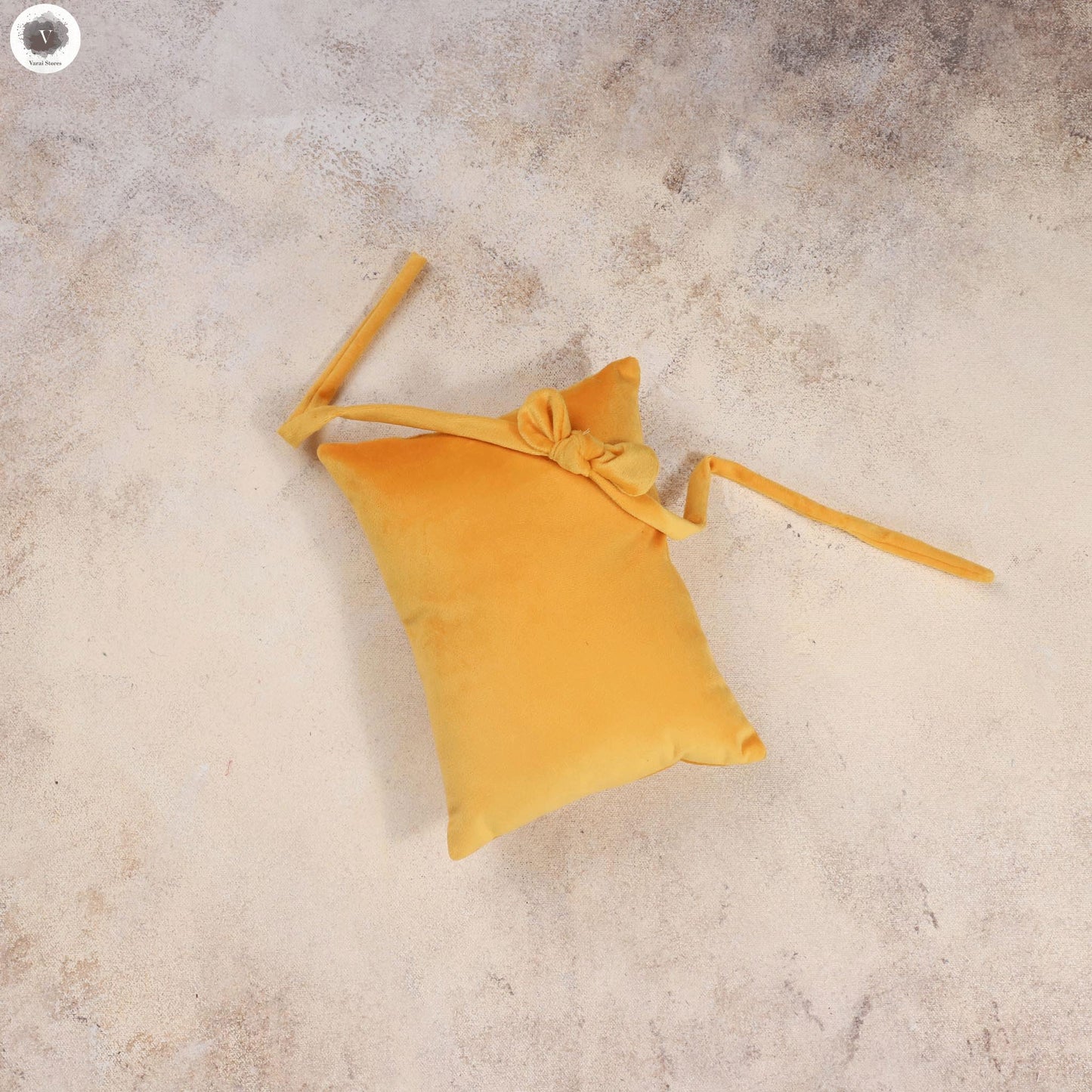VELVET PILLOW WITH HEADBAND SET - YELLOW
