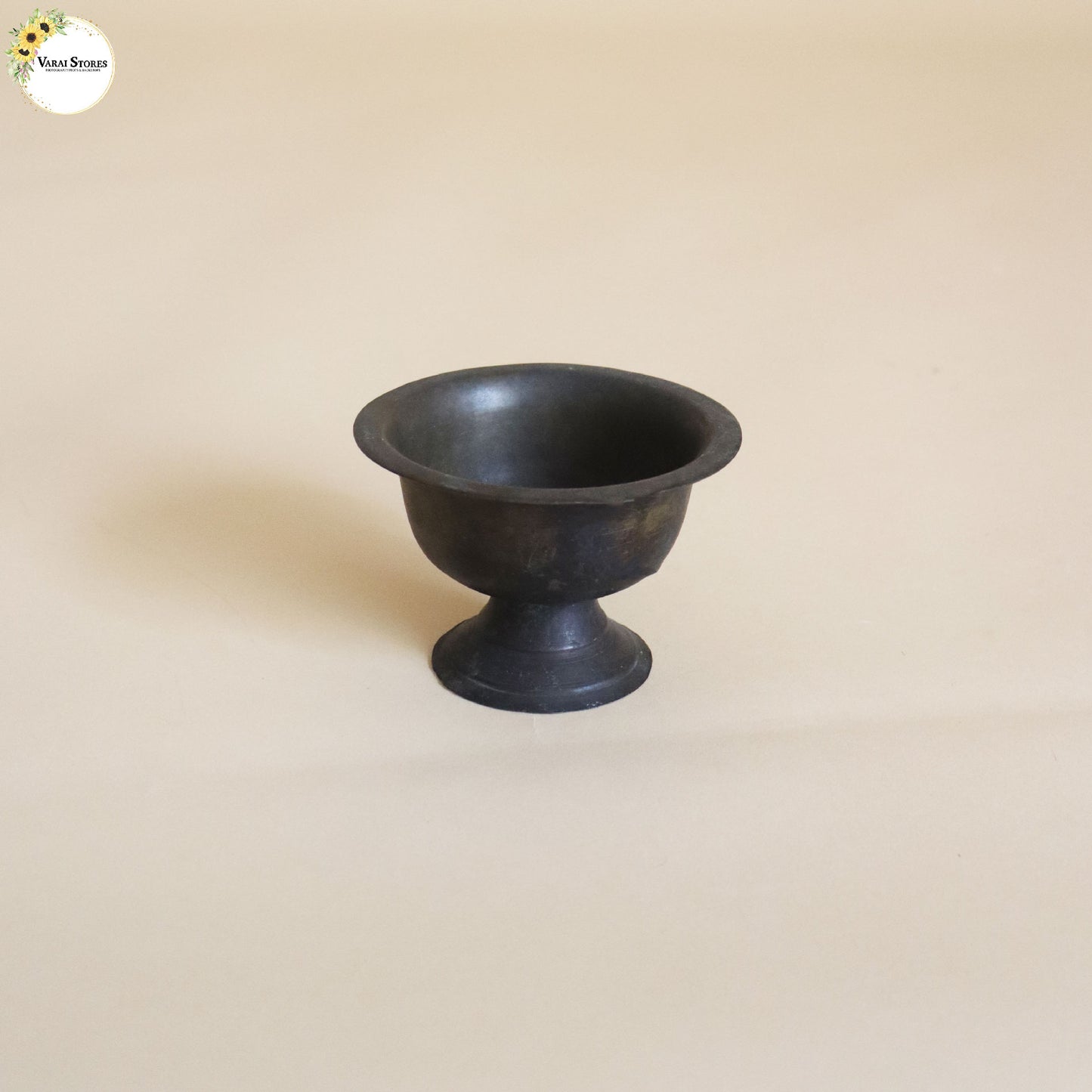 ANTIQUE PROP - 147