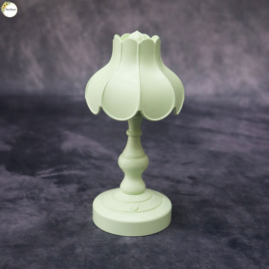 TABLE LAMP - WHITE