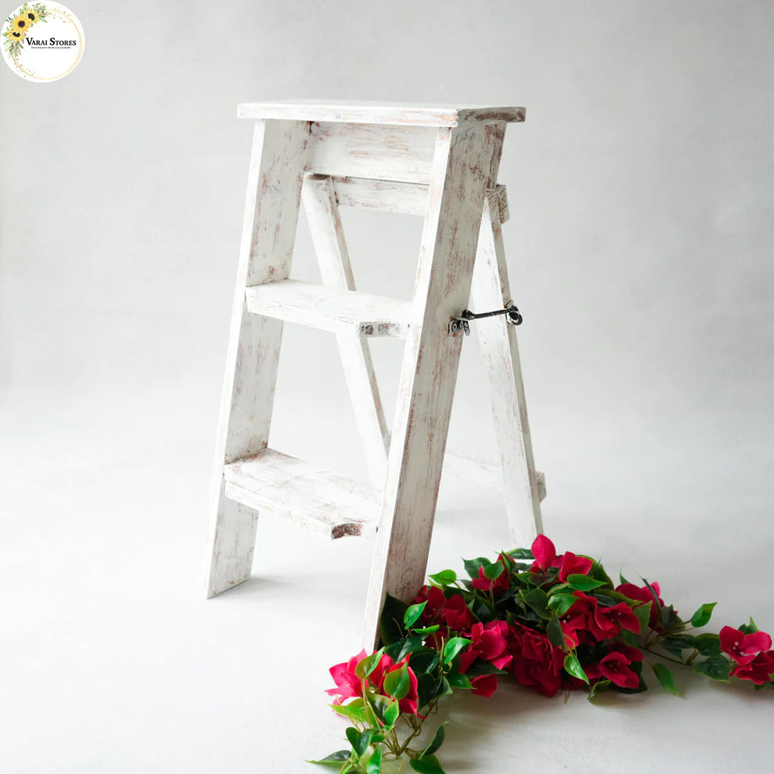 LADDER - DISTRESSED WHITE (SMALL)