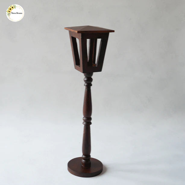 TALL LAMP - RUSTIC