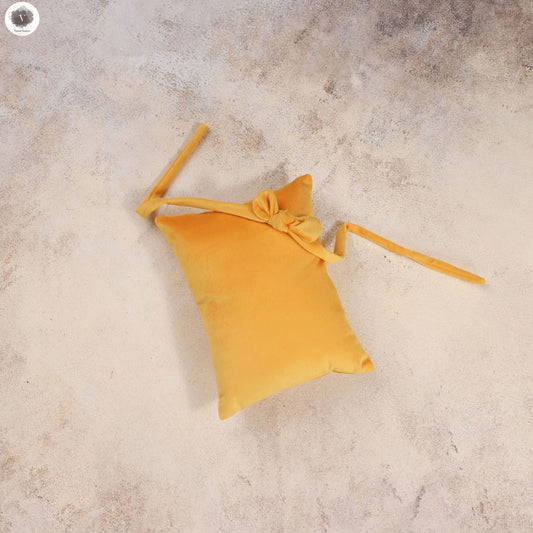 Velvet Pillow - Yellow