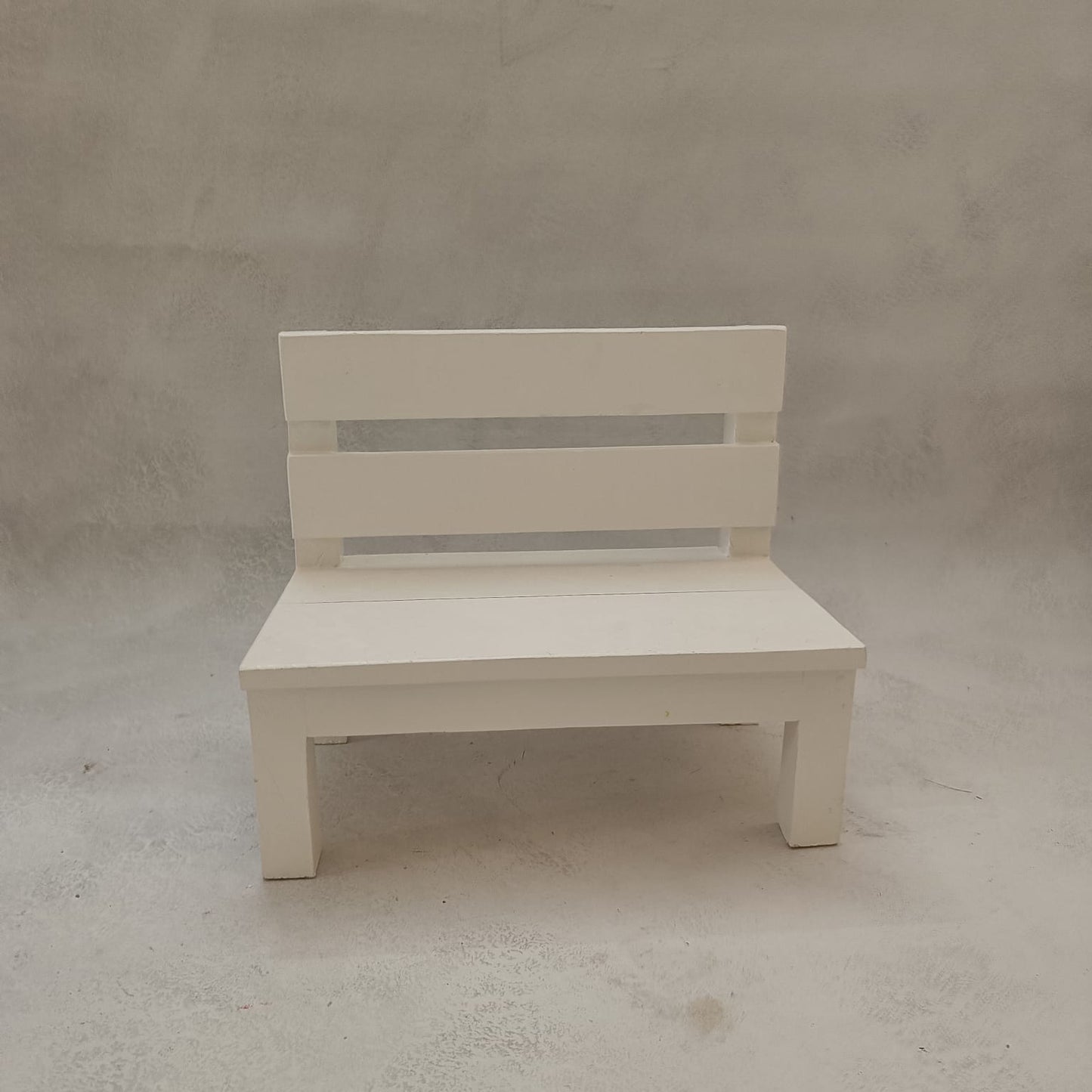 GARDEN BENCH - TYPE 1 (WHITE)